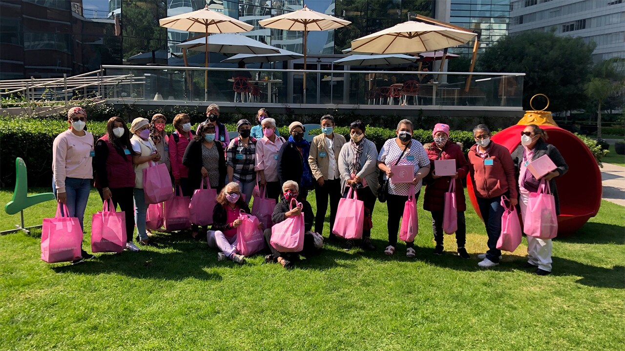 Mujeres con masectomía fueron beneficiadas por Bayer.