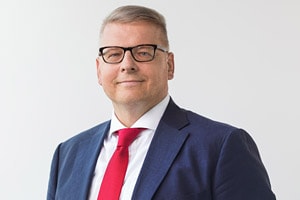 dr-lars-benecke-300_1.jpg 